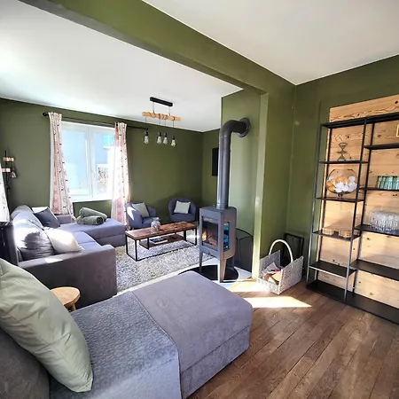Holiday home Maison Les Planches